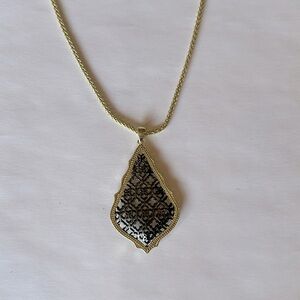 Kendra Scott Aiden Filigree Necklace Black/Gold